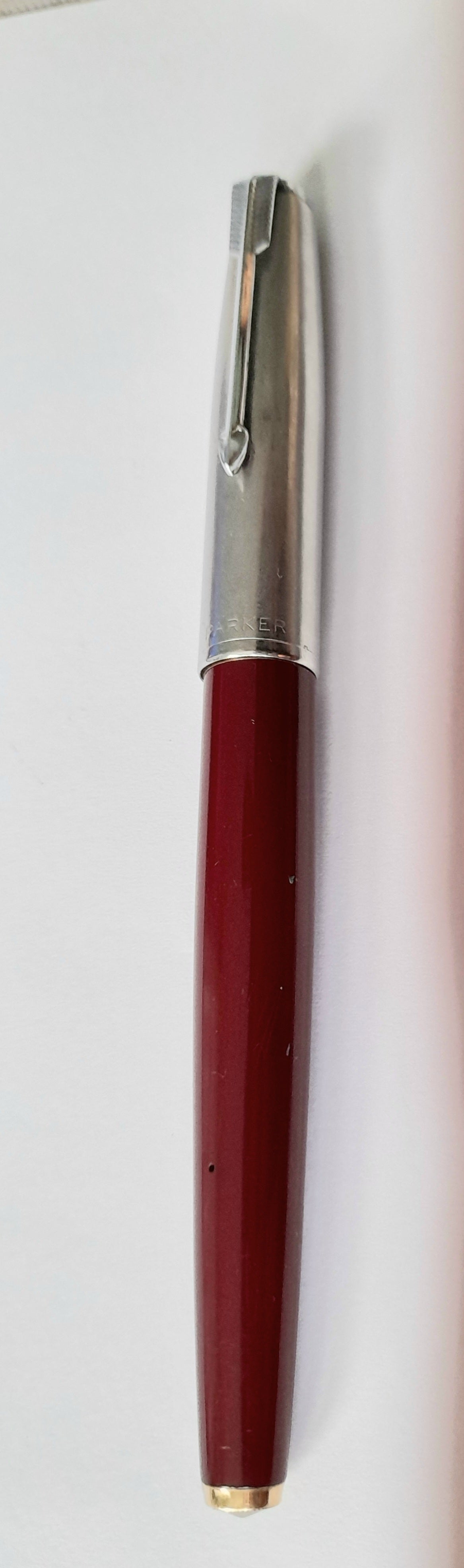 Parker 51 Silveralloy Cap and Crimson Body Fountain Pen.