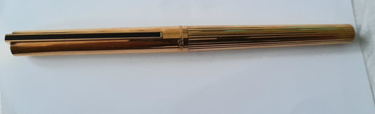 ST Dupont de Paris 925 Gilted 18 ct Gold Nib Fountain Pen