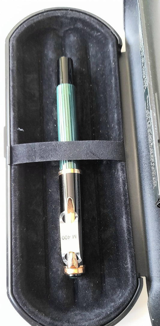 Pelikan M400 First Generation Green Stripe Fountain Pen with Box and Docs