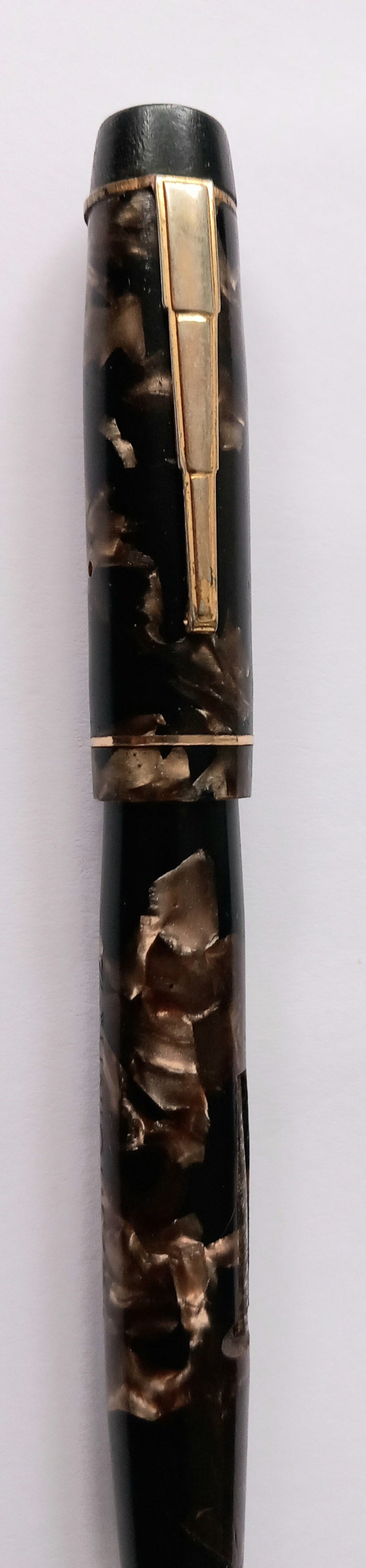 Unique Gold/Black Marble Fountain Pen